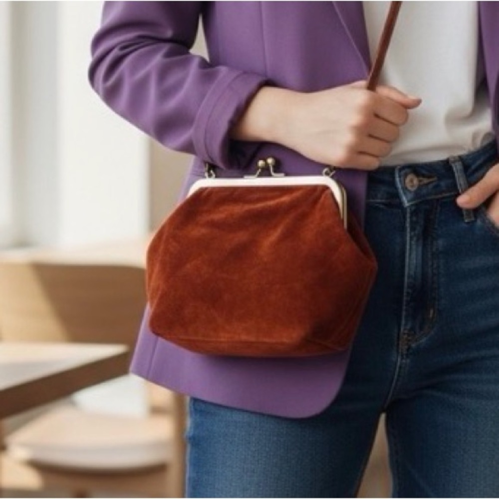 Kisslock purse Daniela sweet rust orange Italian crossbody clutch bag